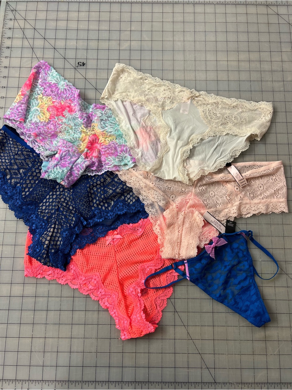 Victorias Secret VS/PINK Panties - Lot of 6